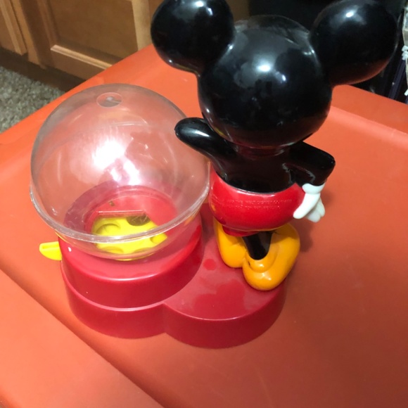 Mickey Mouse gum ball machine - Picture 2 of 2